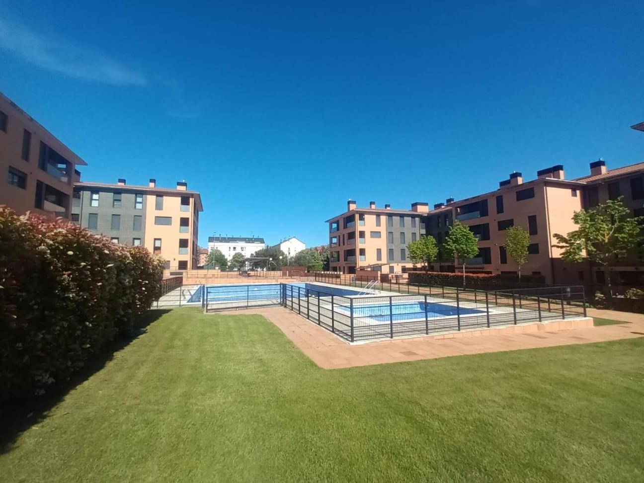 Apartmán Camino Santiago Etxea Jaca Exteriér fotografie