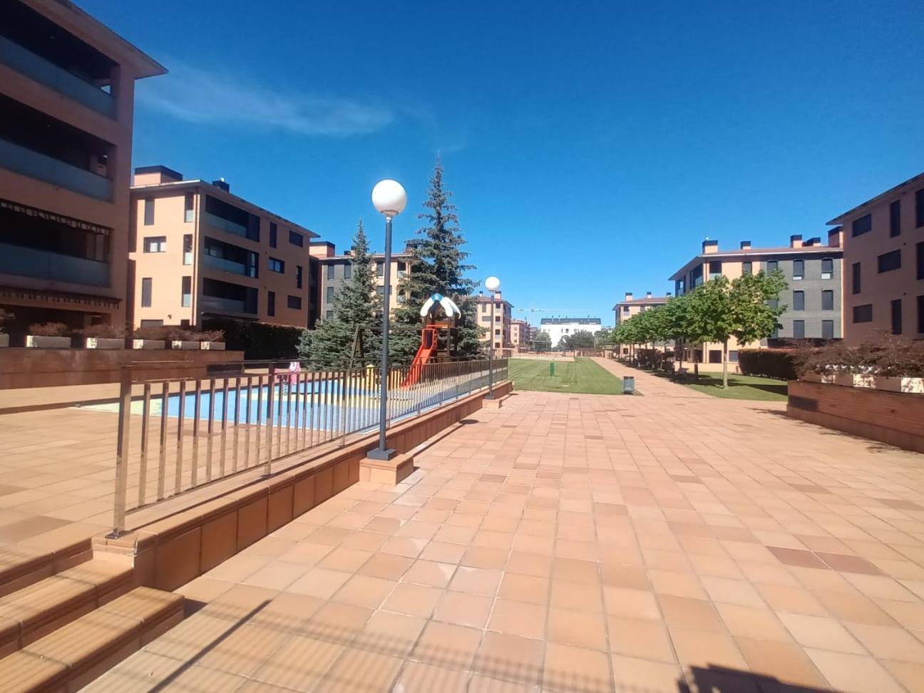 Apartmán Camino Santiago Etxea Jaca Exteriér fotografie